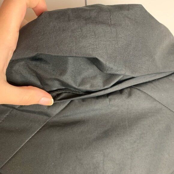 34. Oppenheimer Women’s Black Winter Coat Size Medium (Missing Hood) - Picture 12 of 13